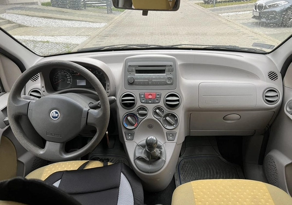 Fiat Panda cena 4000 przebieg: 174091, rok produkcji 2006 z Częstochowa małe 277